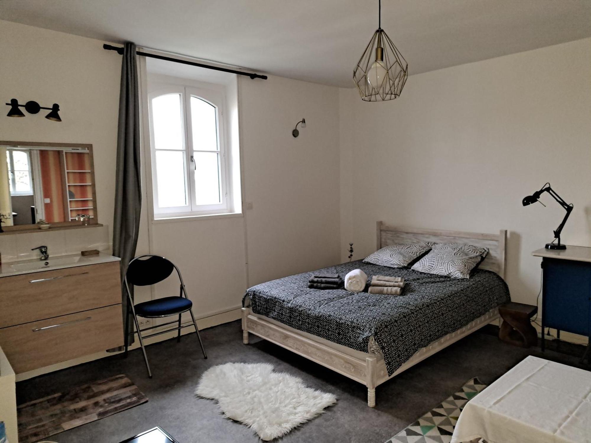 Les Chambres De Lucie-B&B - Petit Dej Inclus - Parking Prive - Proche Gare Версаль Екстер'єр фото